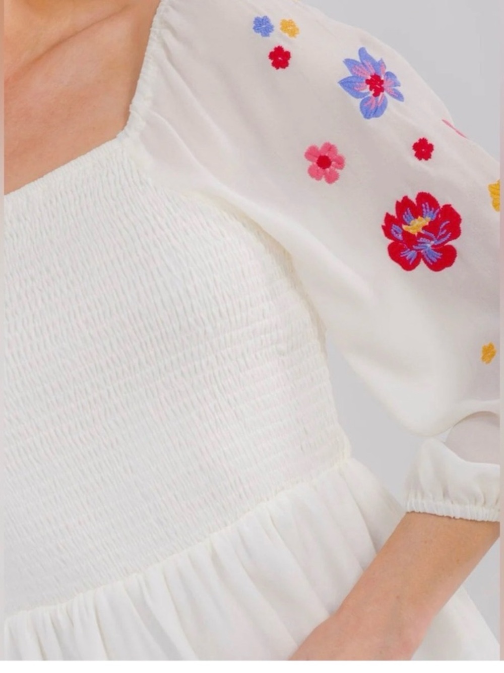 058 • Bohemian Floral Embroidered White Blouse | Smock Floral Embroidery Blouse - Picture 3 of 3